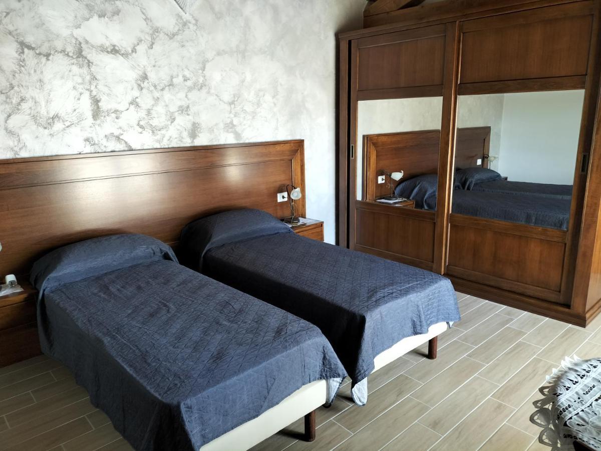 Agriturismo Dipinto Dal Sole Padula Exterior foto